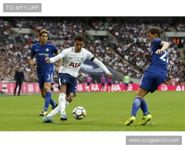 伯顿足球队与考文垂队激战正酣谁能在这场较量中笑到最后